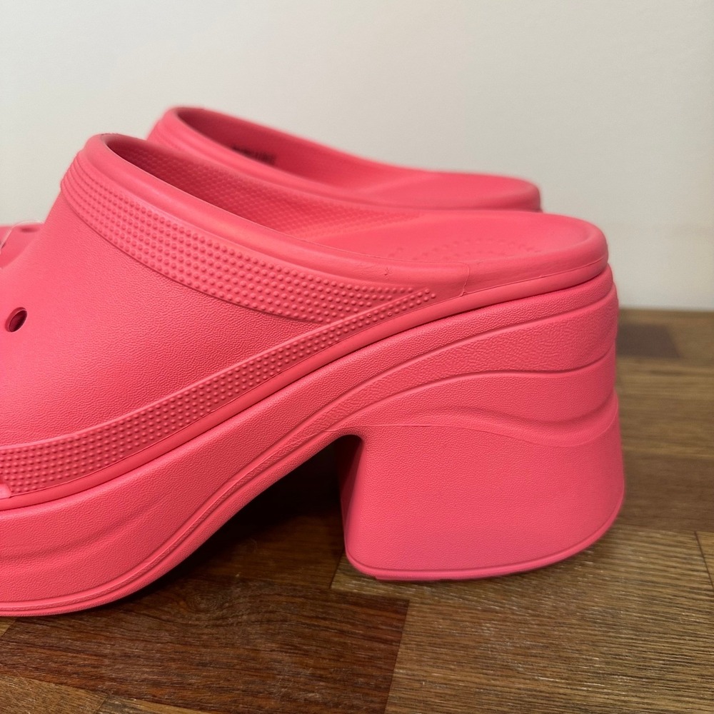 CROCS Womens Siren Clogs 12 Hot Pink Rubber Platform Heel Closed Toe Chunky - Picture 2 of 6